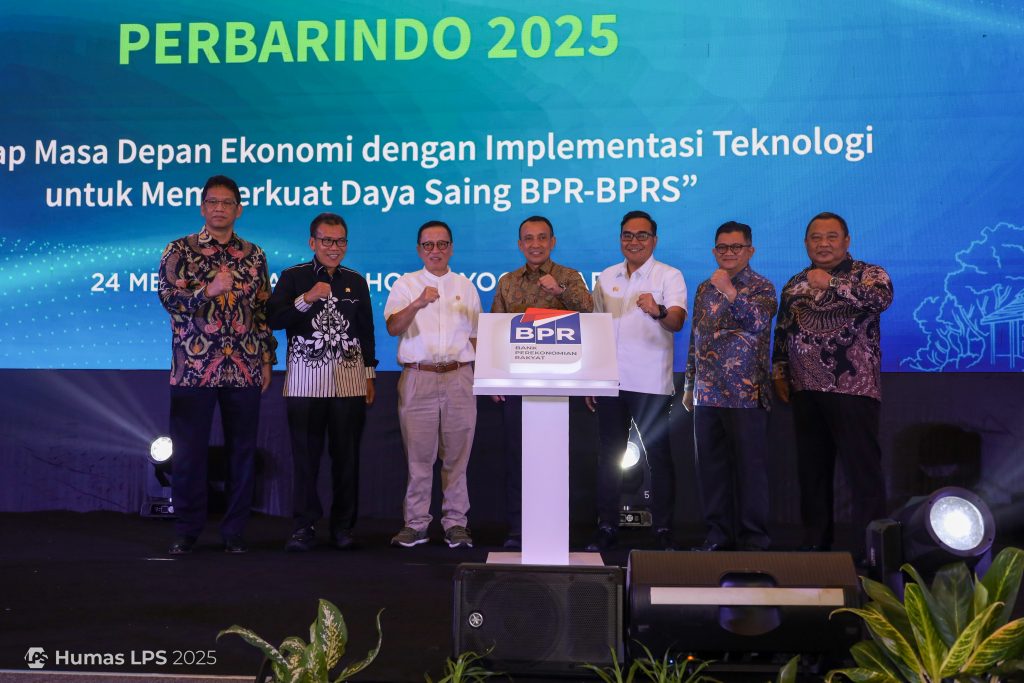 Ketua DK LPS Munas Perbarindo _1.jpg